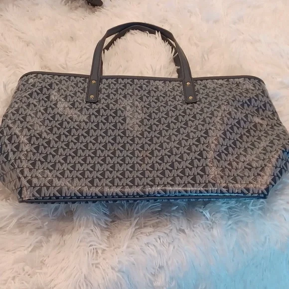 NWT Michael Kors Carter Large Top Zip Tote Bag Purse in Navy MK Logo Print - Picture 8 of 14